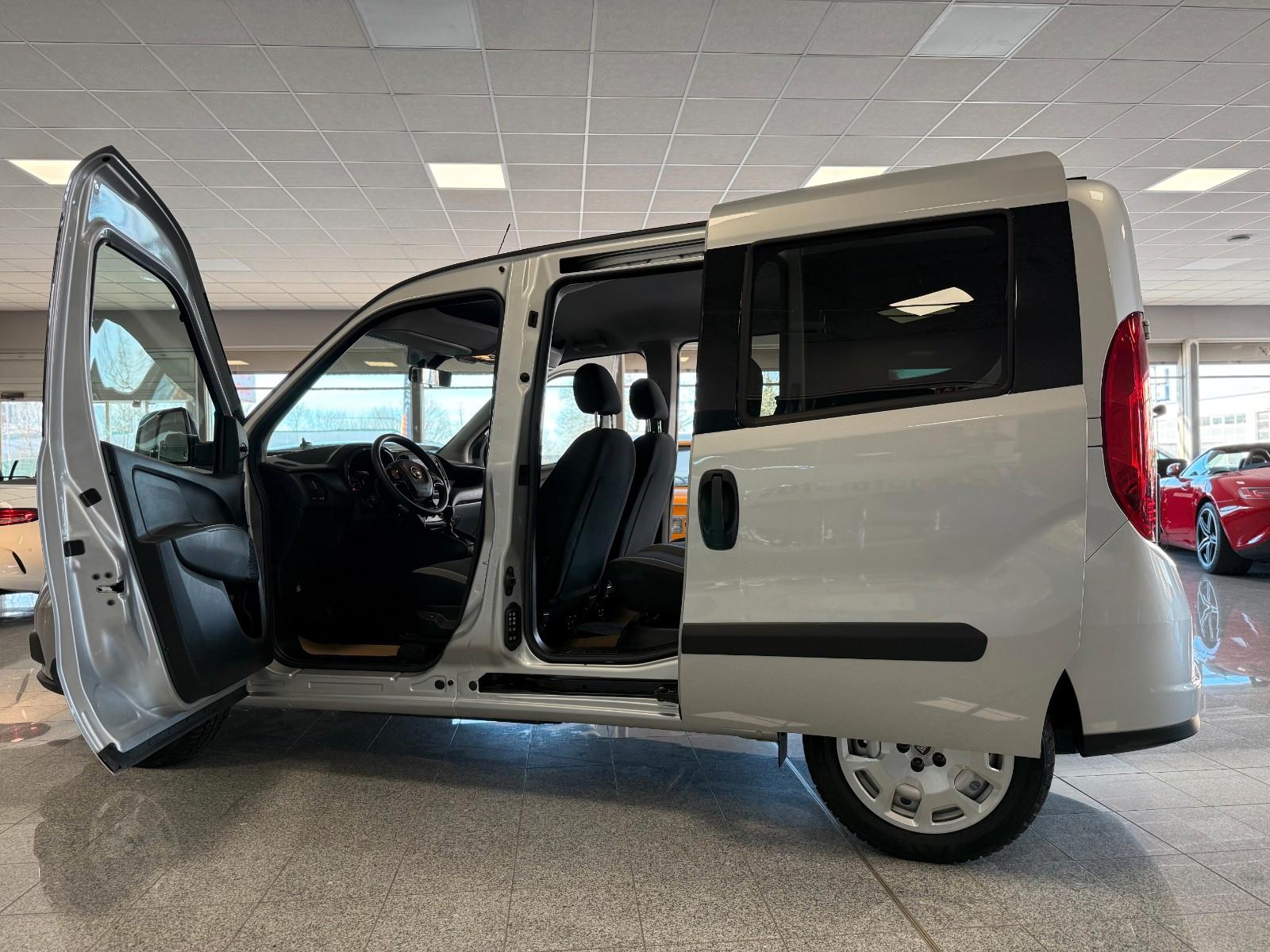 Fiat DOBLO CARGO SERIE II KOMBI 5S SX |MY23|29tK|2TÜR