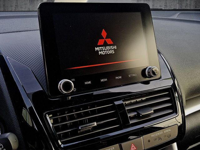 Eclipse Cross 2.4 MIVEC BASIS Hybrid 4WD