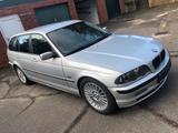 BMW E46 320i Touring mit frischem TÜV - BMW 320 aus 2000: Kombi, 320i