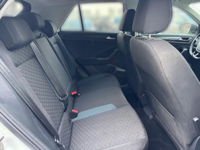 T-Roc 1.5 TSI DSG IQ.DRIVE LED AHK Kamera Navi