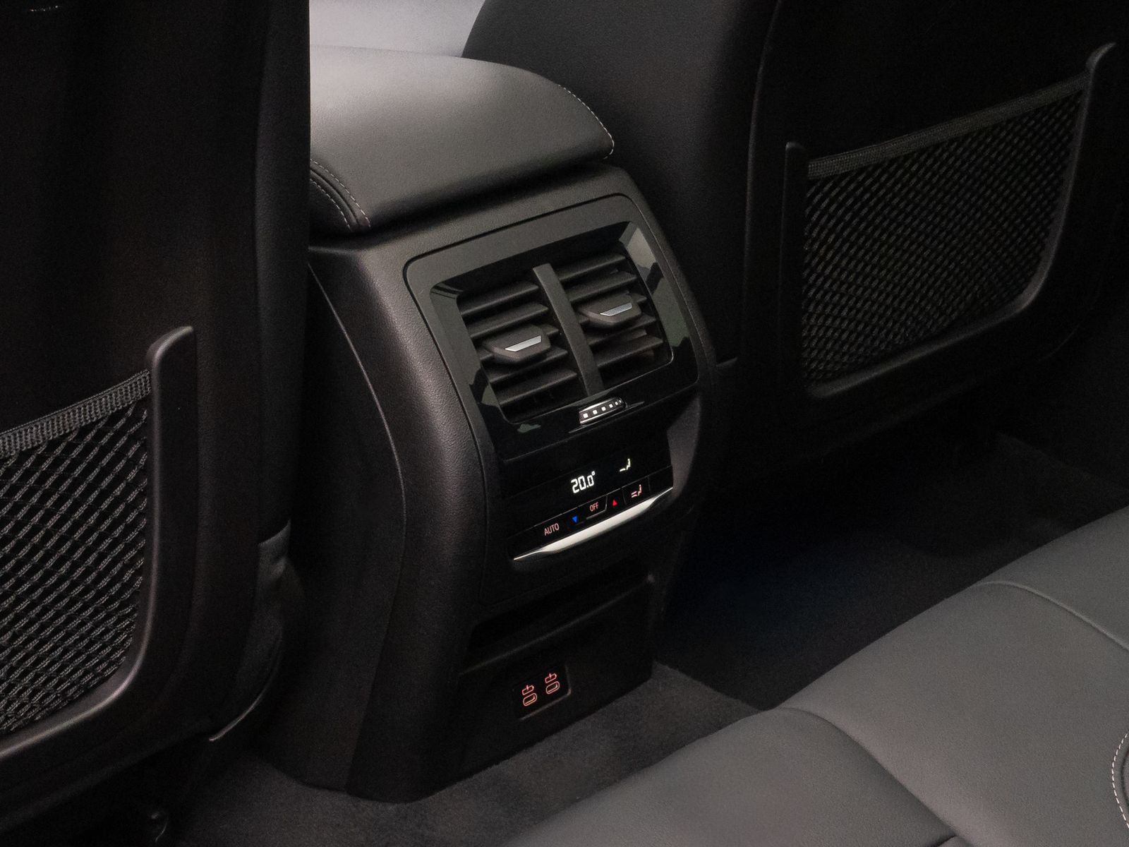 Fahrzeugabbildung BMW X3 xD30e M Sport 360&deg;HUD DAB H/K Panorama 19Zoll