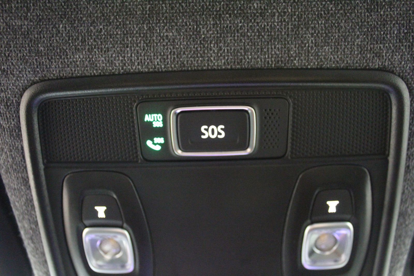 Fahrzeugabbildung Renault Captur Mild Hybrid 160 EDC Techno *Ganzjahresrei