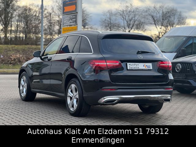 Fahrzeugabbildung Mercedes-Benz GLC 220  4 Matic Automatik
