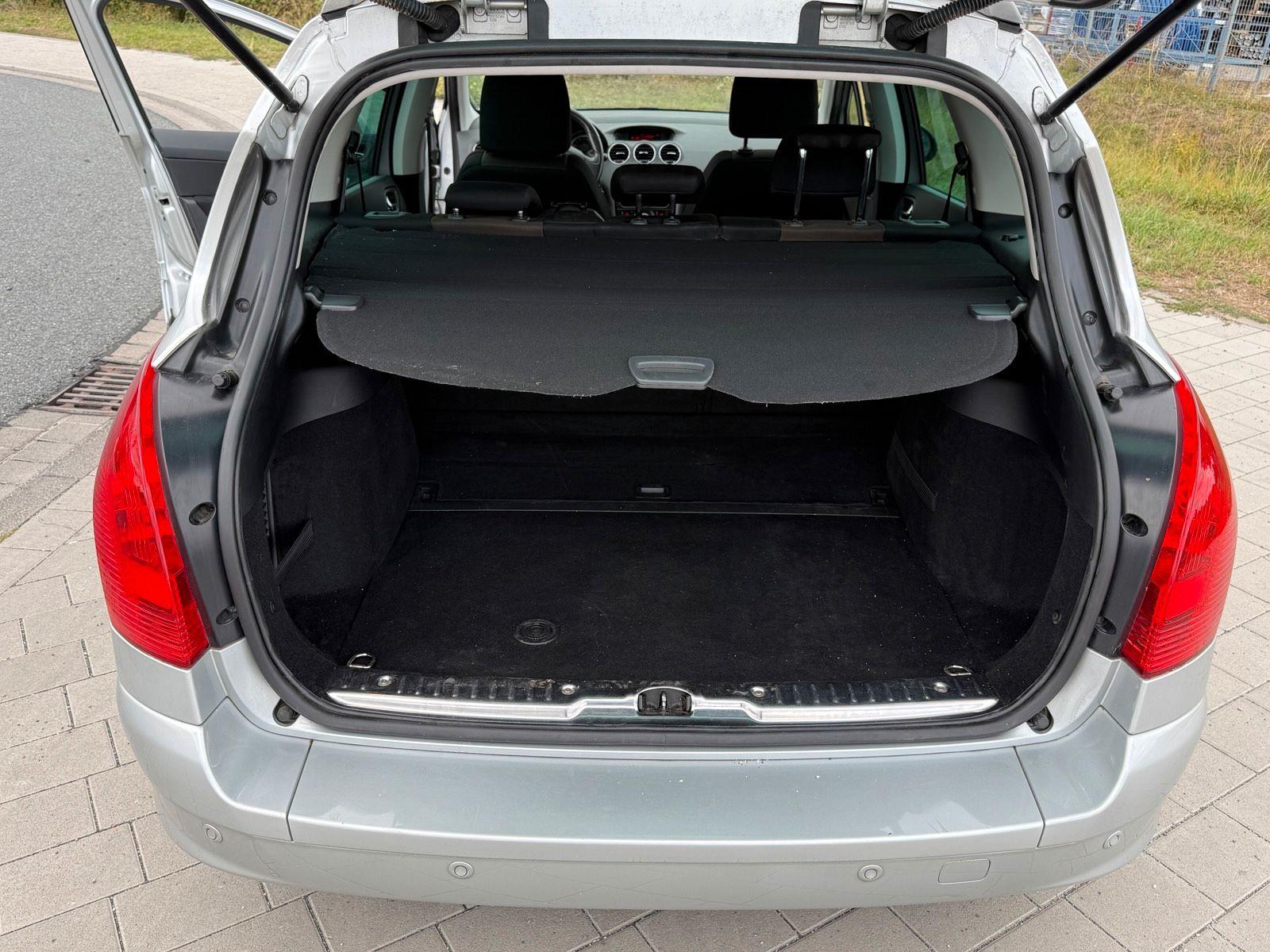 Peugeot 308 2014 — photo 14