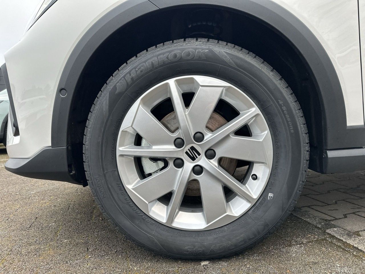 Fahrzeugabbildung SEAT Arona FR 1.0 TSI 116 PS 6-Gang