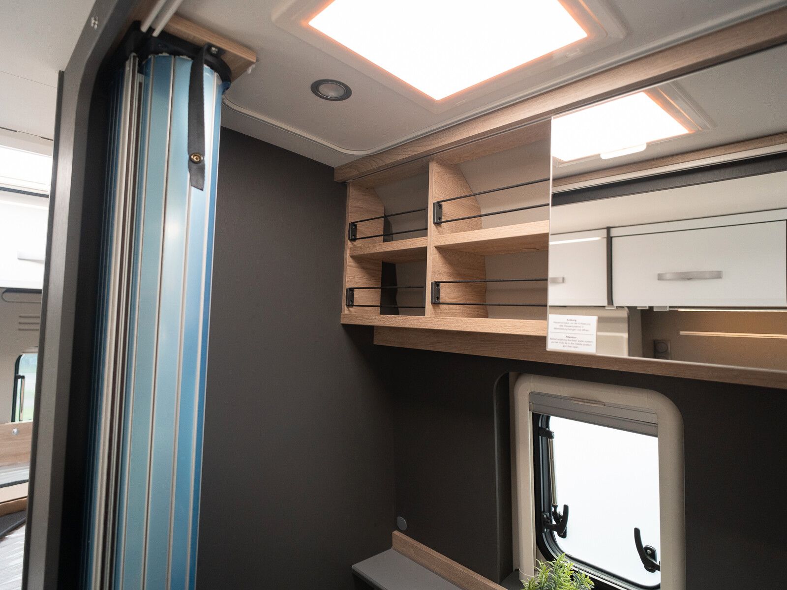 Fahrzeugabbildung Dethleffs Globetrail 600 DK Fiat Dieselheiz/Rahmenfenster