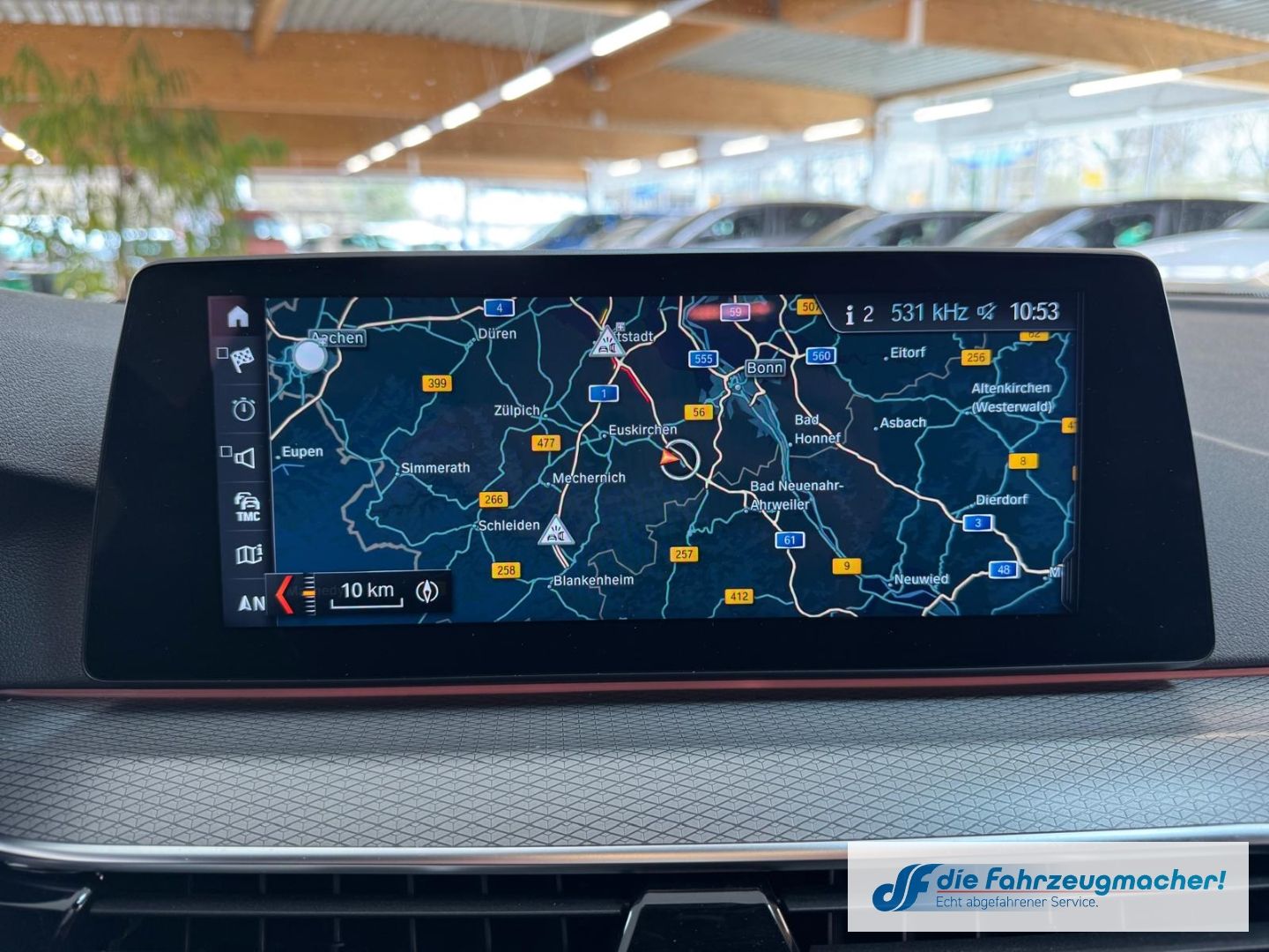 Fahrzeugabbildung BMW 520 d xDrive M Sport Touring Park-Assistent Spor