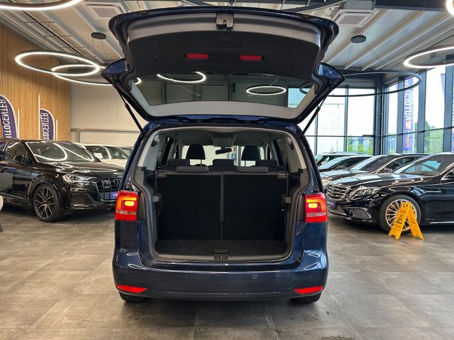 MYAUTOCENTER – Gebraucht- und Jahreswagen mit Werkstattservice in Pfaffenhofen Volkswagen Touran Comfortline *7-SITZER*2-ZONEN*TEMPO*