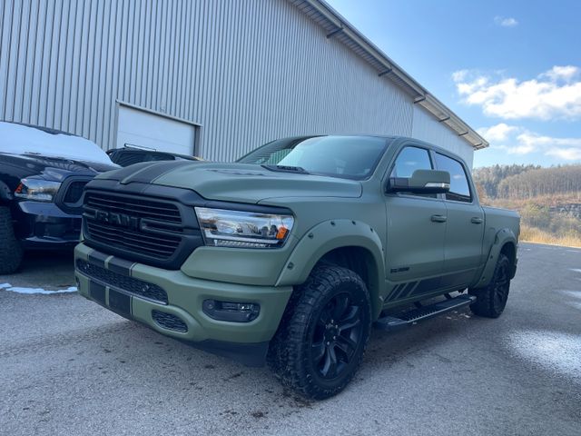 Dodge RAM 1500 HEMI 5.7L CREW CAB LARAMIE SPORT PANO