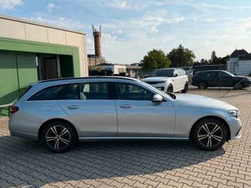 Mercedes E 220 - 8