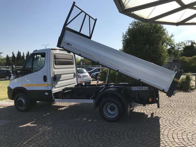 Iveco Daily 60 C 17 CASSONE RIB. TRILAT