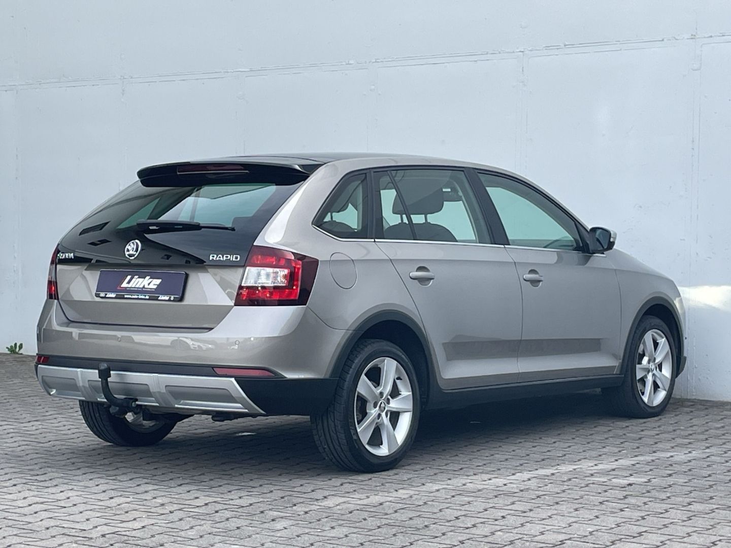 Rapid Spaceback 1.4 TSI DSG Ambition AHK/Pano/Xe