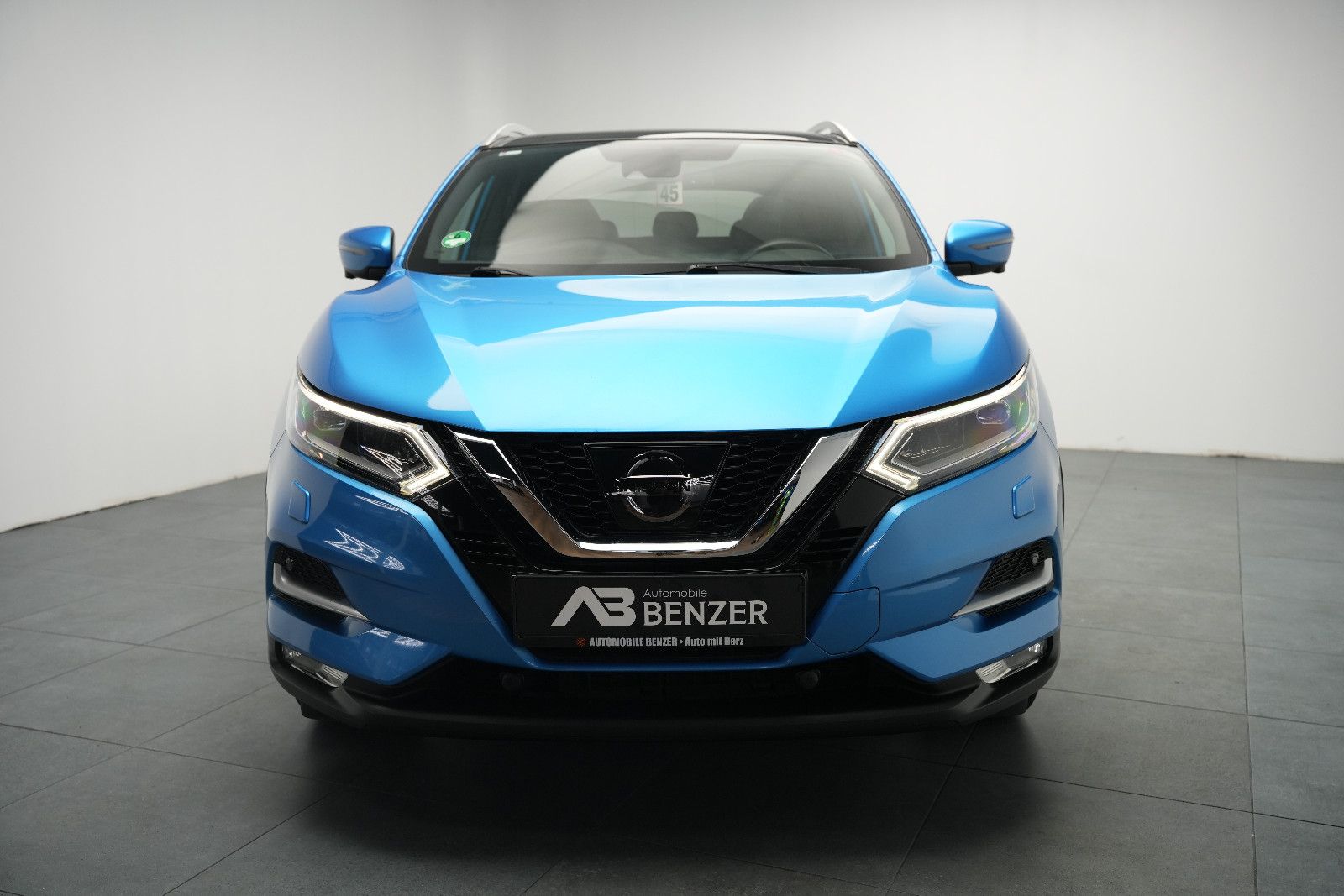 Fahrzeugabbildung Nissan Qashqai Tekna /GLASDACH/360°/MEMORY/NAVI