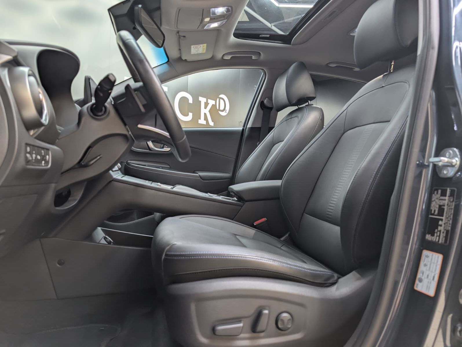 Fahrzeugabbildung Hyundai Kona Elektro Prime LEDER+LED+NAVI+HEAD+KRELL+ACC