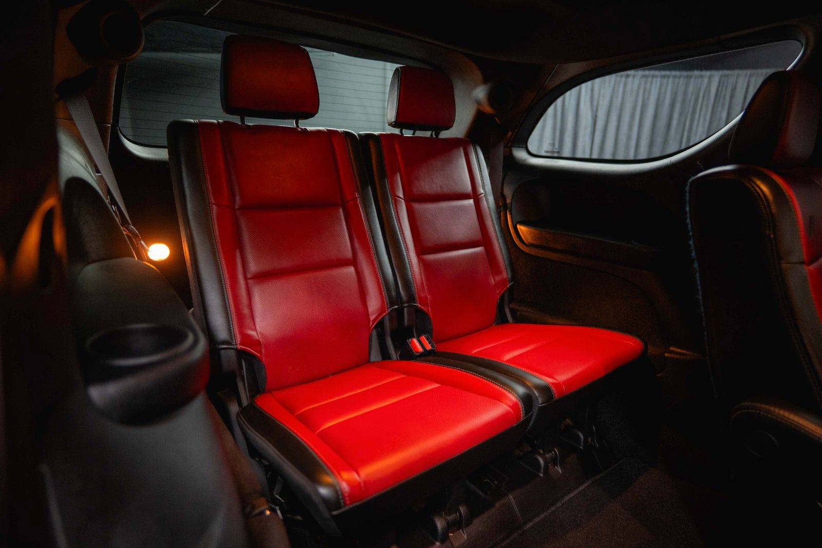 Fahrzeugabbildung Dodge Durango 5.7 V8 R/T 4x4 Night-Paket Modell 22 LED