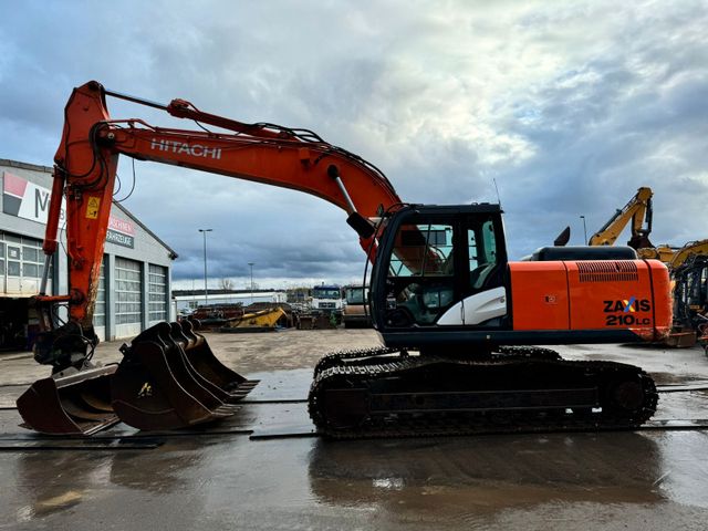 Hitachi ZX210 LC-5B **BJ. 2016 *7784 H/Klima/SW/3Löffel