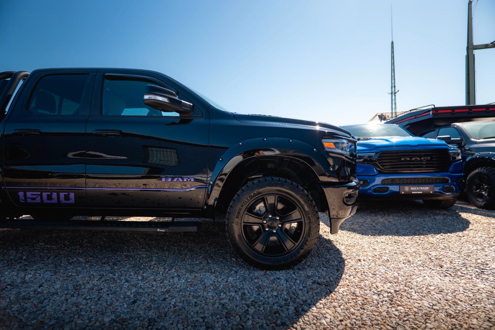 Fahrzeugabbildung Dodge RAM 5.7 V8 HEMI 4x4 LIMITED NightOffroad LONGBED