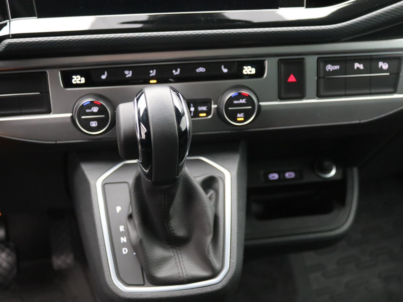 Volkswagen T6 Multivan - Bild 18