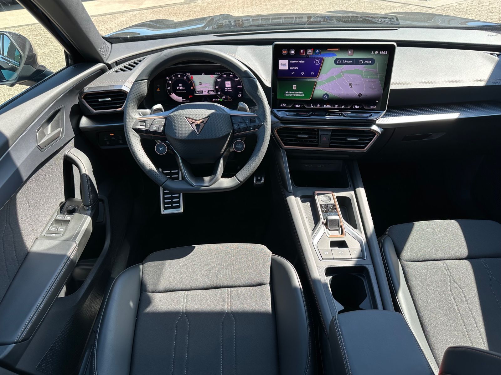 Fahrzeugabbildung CUPRA Formentor 1.5 eTSI DSG Pano/AHK/Navi/ACC/LED