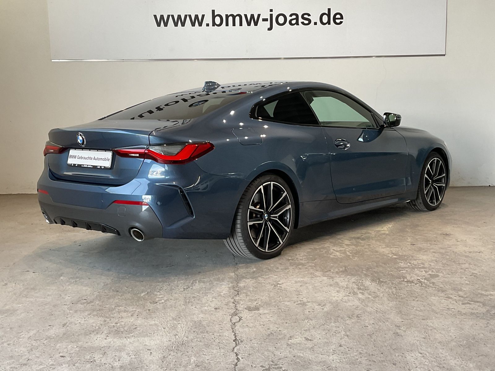 Fahrzeugabbildung BMW 420i Laserlicht, AHK