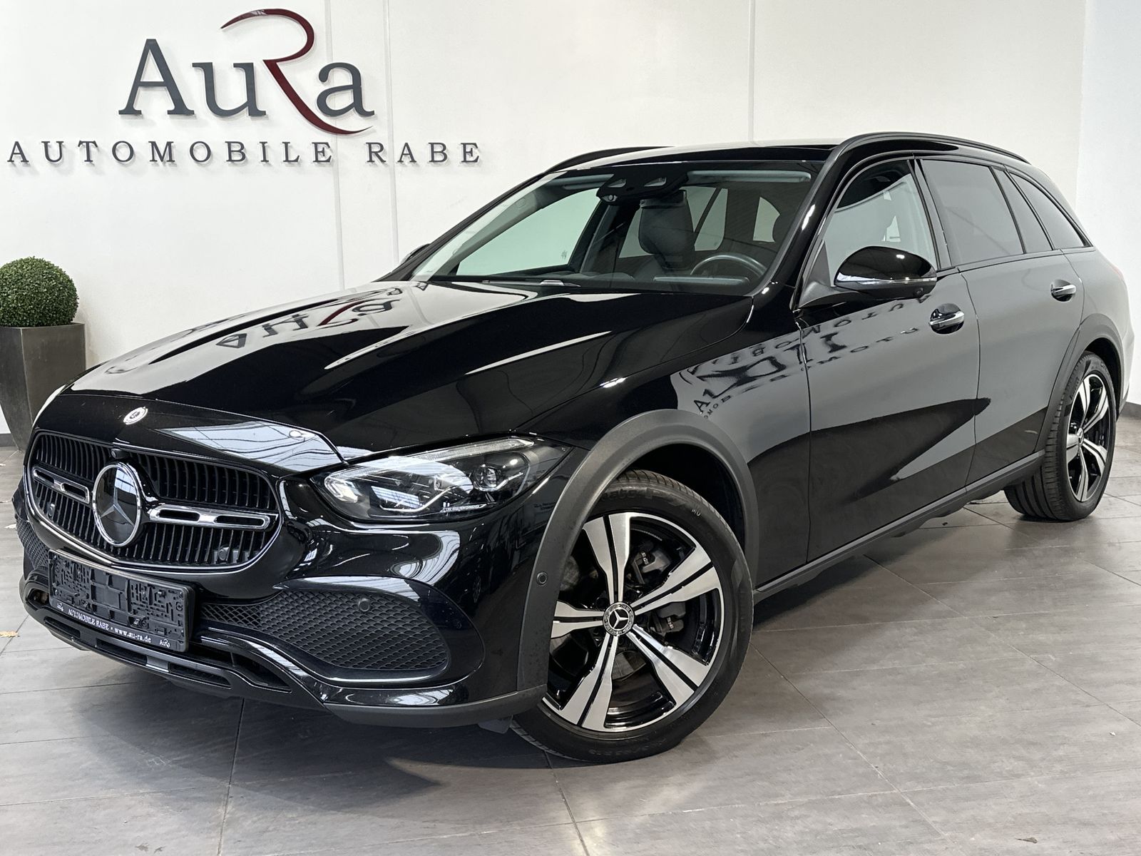 Fahrzeugabbildung Mercedes-Benz C 220d T All Terrain 4M NAV+LED+PANO+AHK+ACC