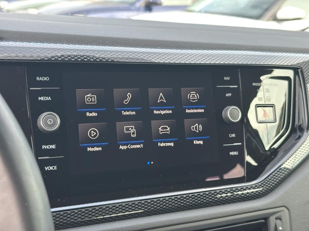 Fahrzeugabbildung Volkswagen Polo Life 1.0 TSI, 70KW 7-gang DSG,RFK,