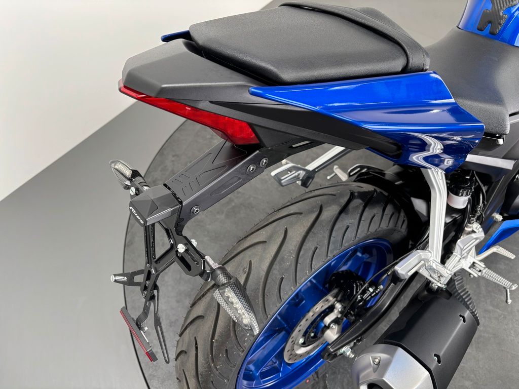 Fahrzeugabbildung Yamaha YZF-R125 *TOP MIT ZUBEHÖR