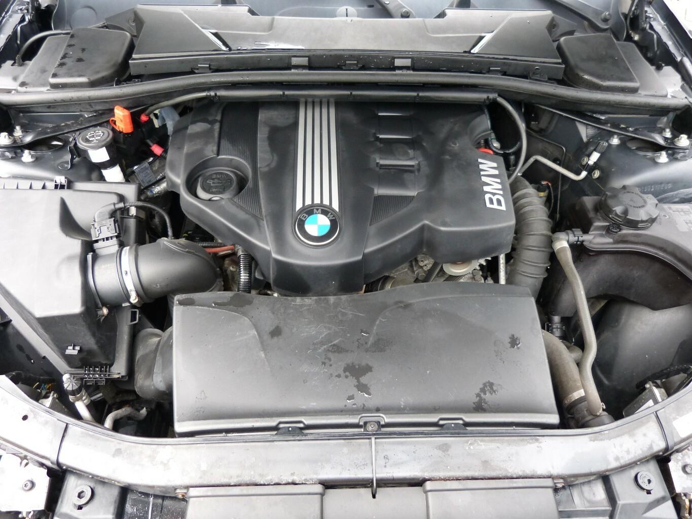 BMW 320 2009 — photo 10