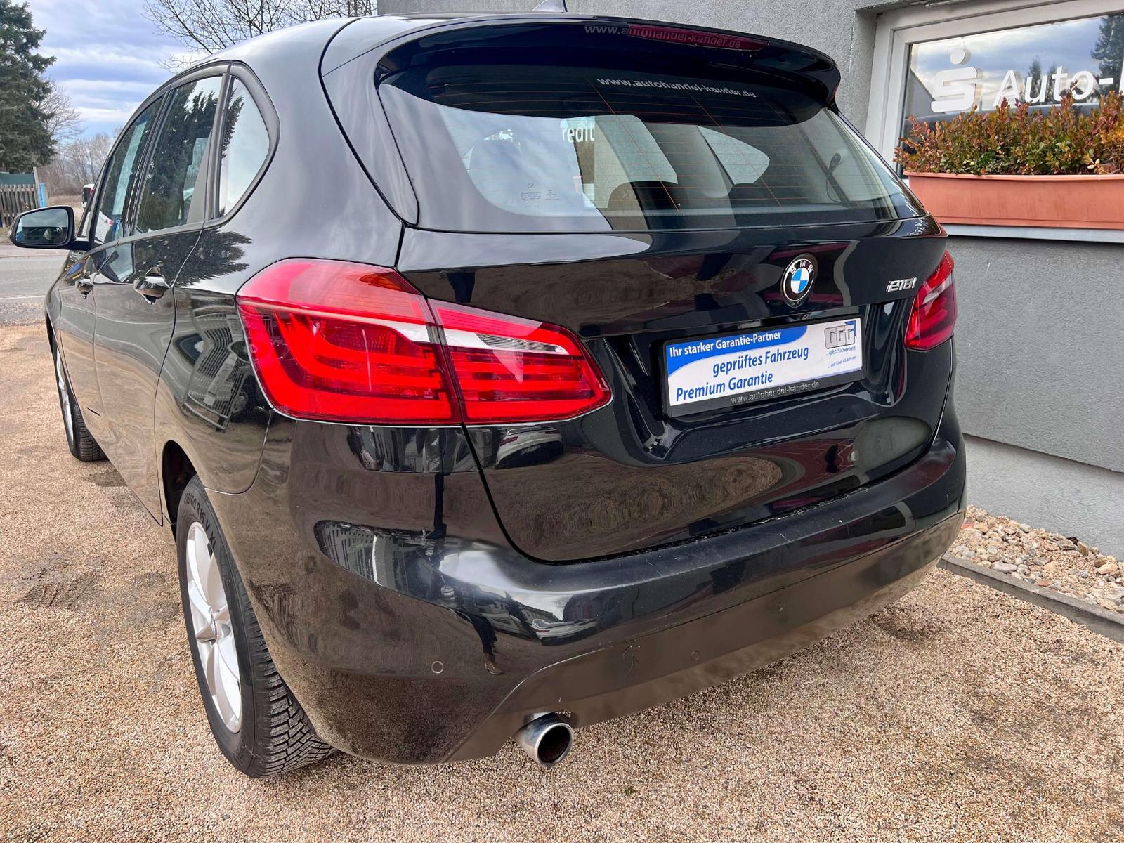 BMW 218 i*AHK*TÜV NEU*GARANTIE*AUTOMATIK