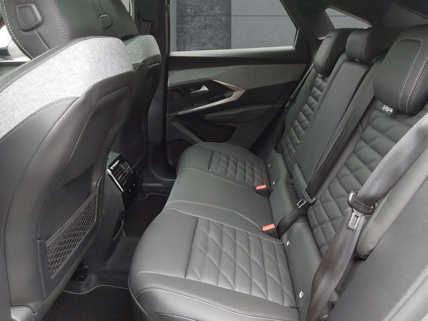 Peugeot 3008 - Bild 9