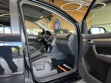 MYAUTOCENTER – Gebraucht- und Jahreswagen mit Werkstattservice in Pfaffenhofen Volkswagen Touran United *Navi*Sitzh*TÜV 0527*