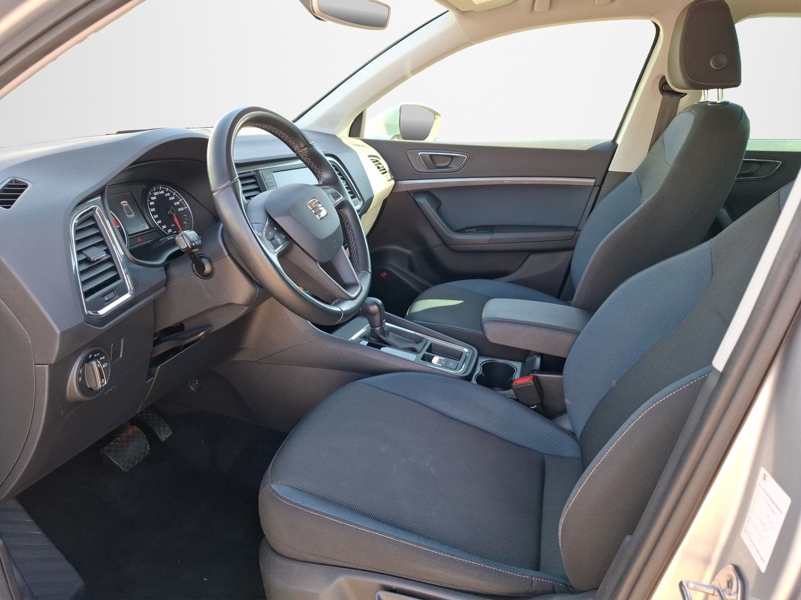 SEAT Ateca 1.5 TSI Style DSG / AHK / NAVI / LED / SIT - Image 9