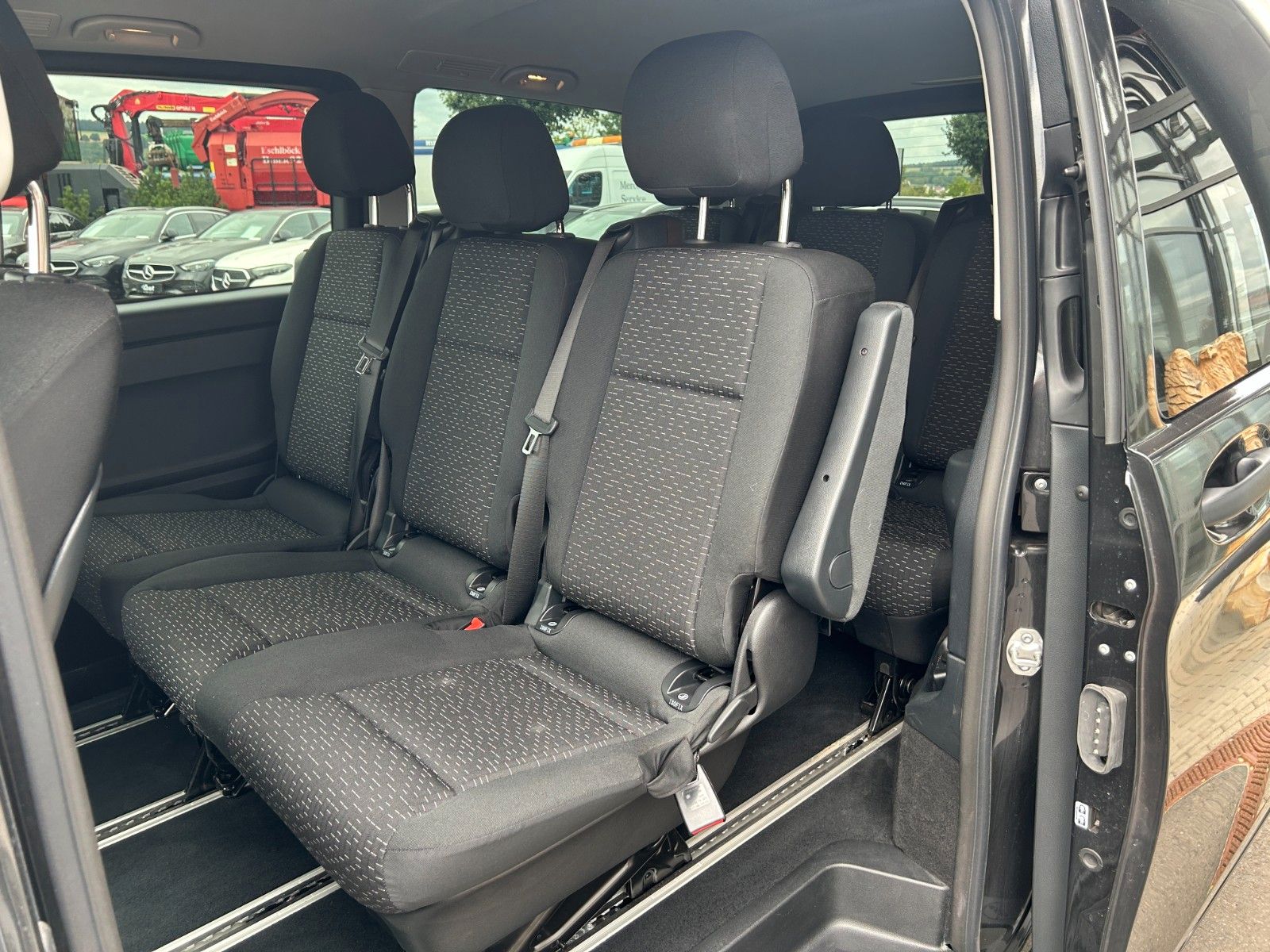 Fahrzeugabbildung Mercedes-Benz Vito 116 CDI Tourer Select 9G AHK2,5to LED