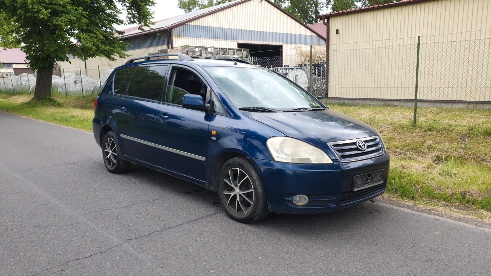Toyota Avensis Verso 2.0 D-4D Sol / 7-Sitze