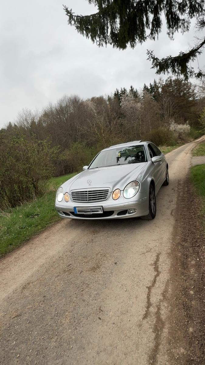 Mercedes-Benz E 280