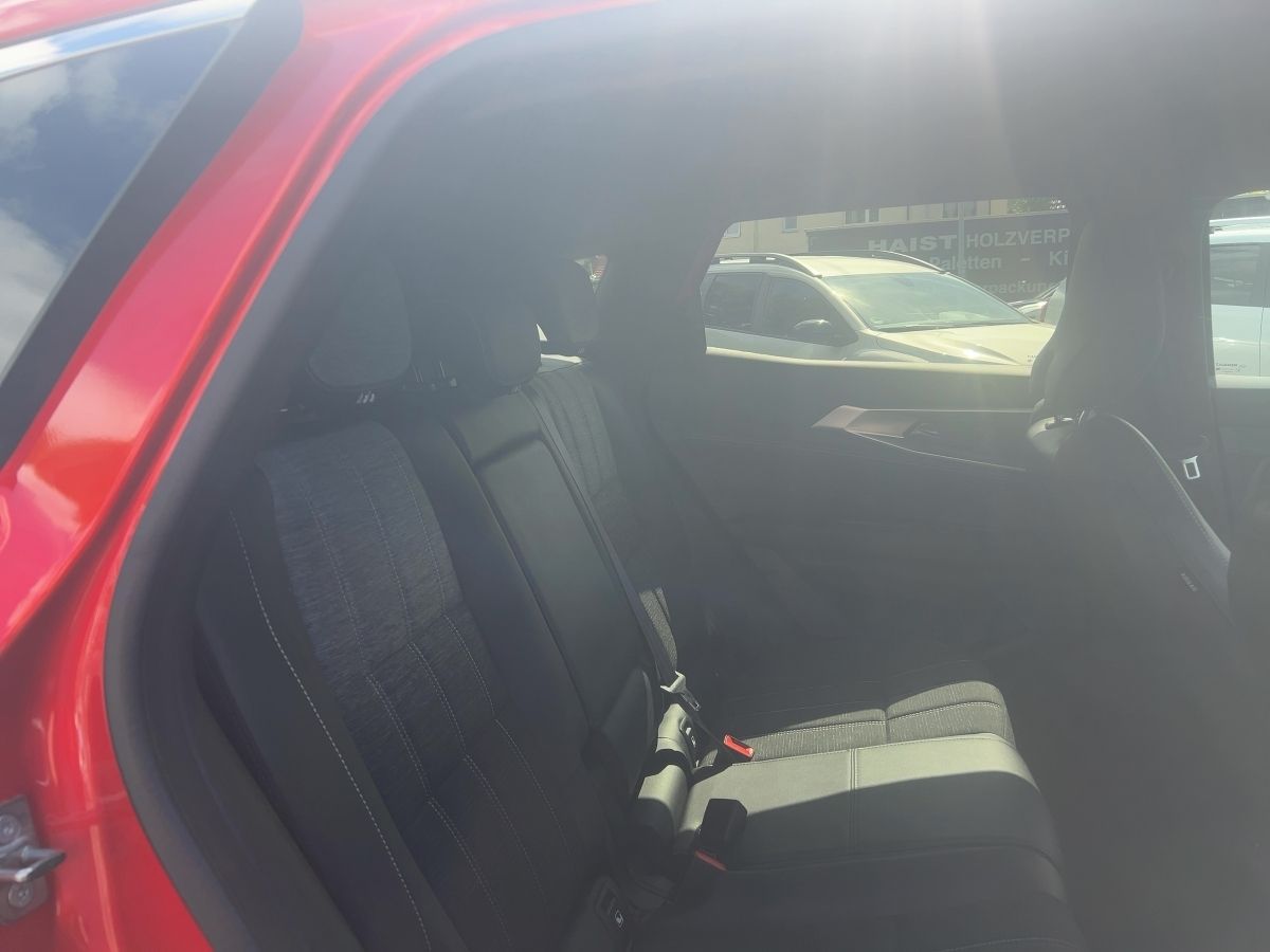 Fahrzeugabbildung Renault Austral Techno Mild Hybrid 160 Automatik SHZ