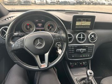 Mercedes A 180 - 11