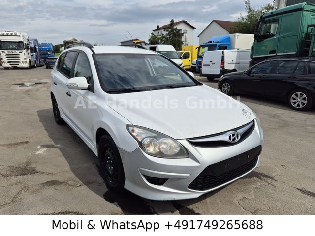 Hyundai i30 cw FIFA WM Edition *Manual/Klima/Sitzheizung