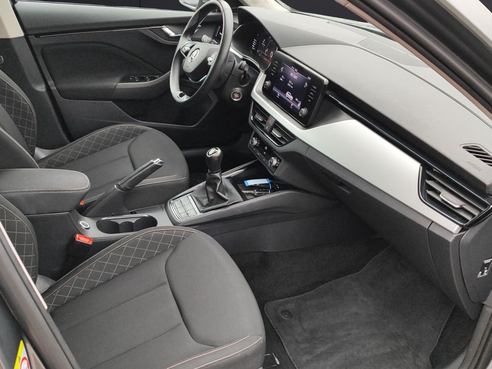 Fahrzeugabbildung SKODA Kamiq Ambition*Apple CarPlay*Chrom Paket*Tepomat