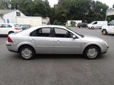 Ford Mondeo 1.8 Ghia Klima TÜV 05/2026 - Ford Mondeo aus 2001: Ghia