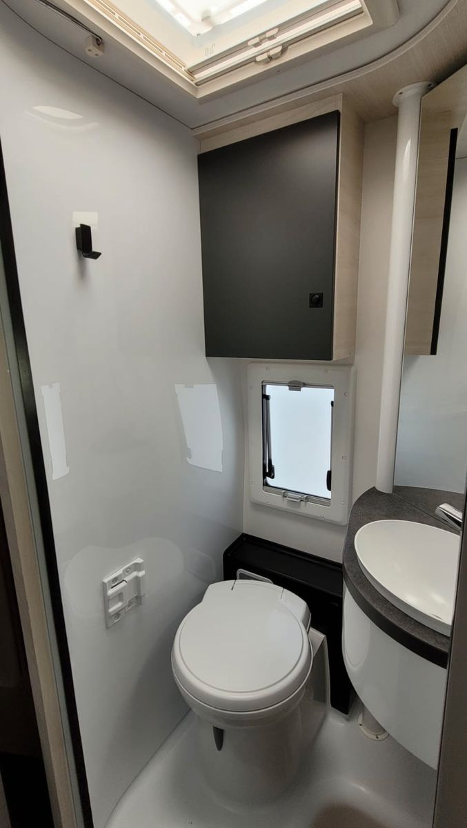 Fahrzeugabbildung Chausson 627 GA Titanium Ultimate *Hubstützen/Zusazluft*