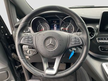 Mercedes V 300 - 11