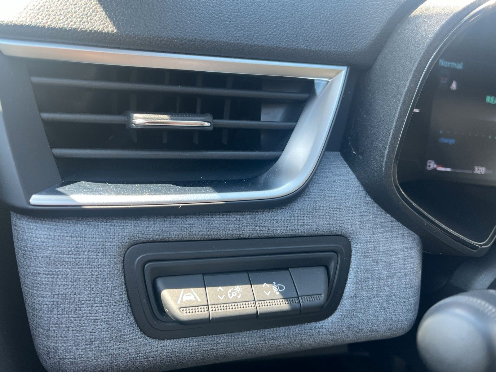 Fahrzeugabbildung Renault Clio V Evolution "FULL HYBRID"