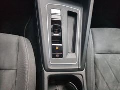 VW Golf Variant eTSI Life/AHK/LED/ACC/Volldig.