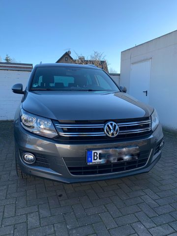 Volkswagen Tiguan 1.4 TSI 92 BMT LOUNGE Sport & Style L...