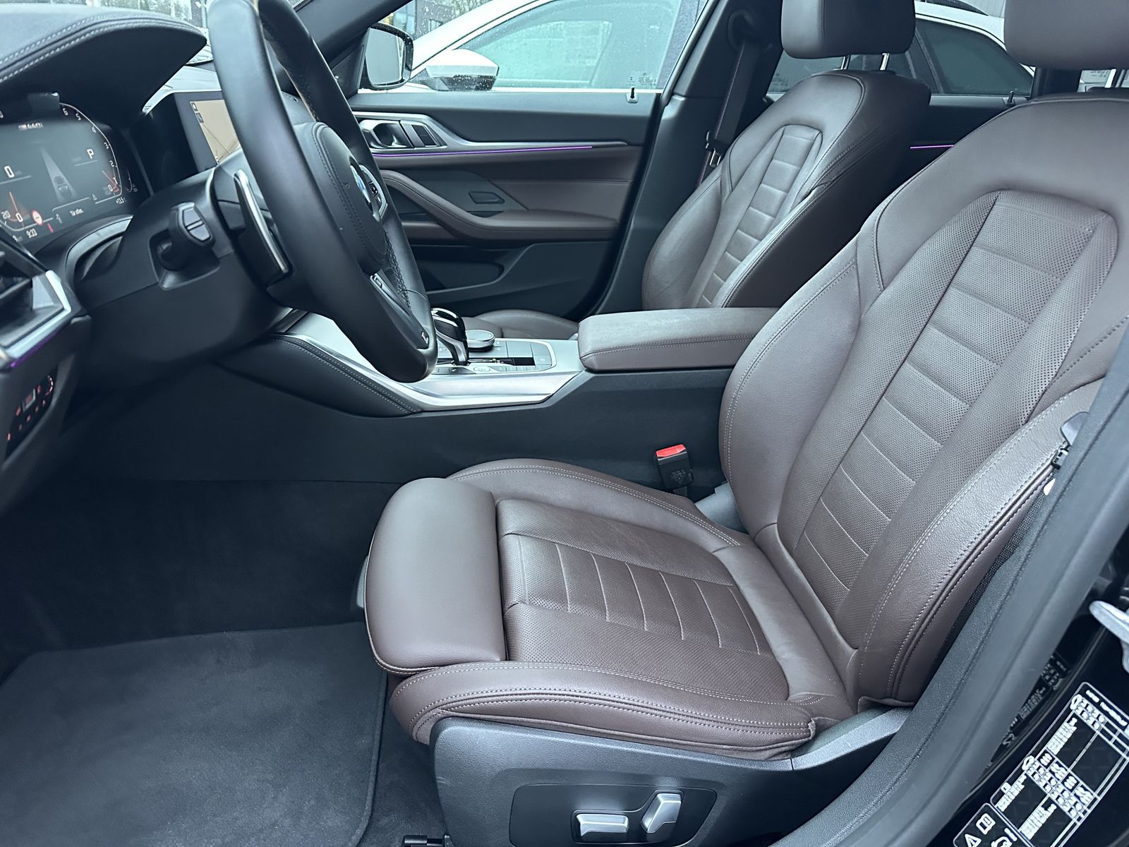 Fahrzeugabbildung BMW M440i Gran Coupé xDrive NAV+LED+HEAD-UP+AHK+19ZO