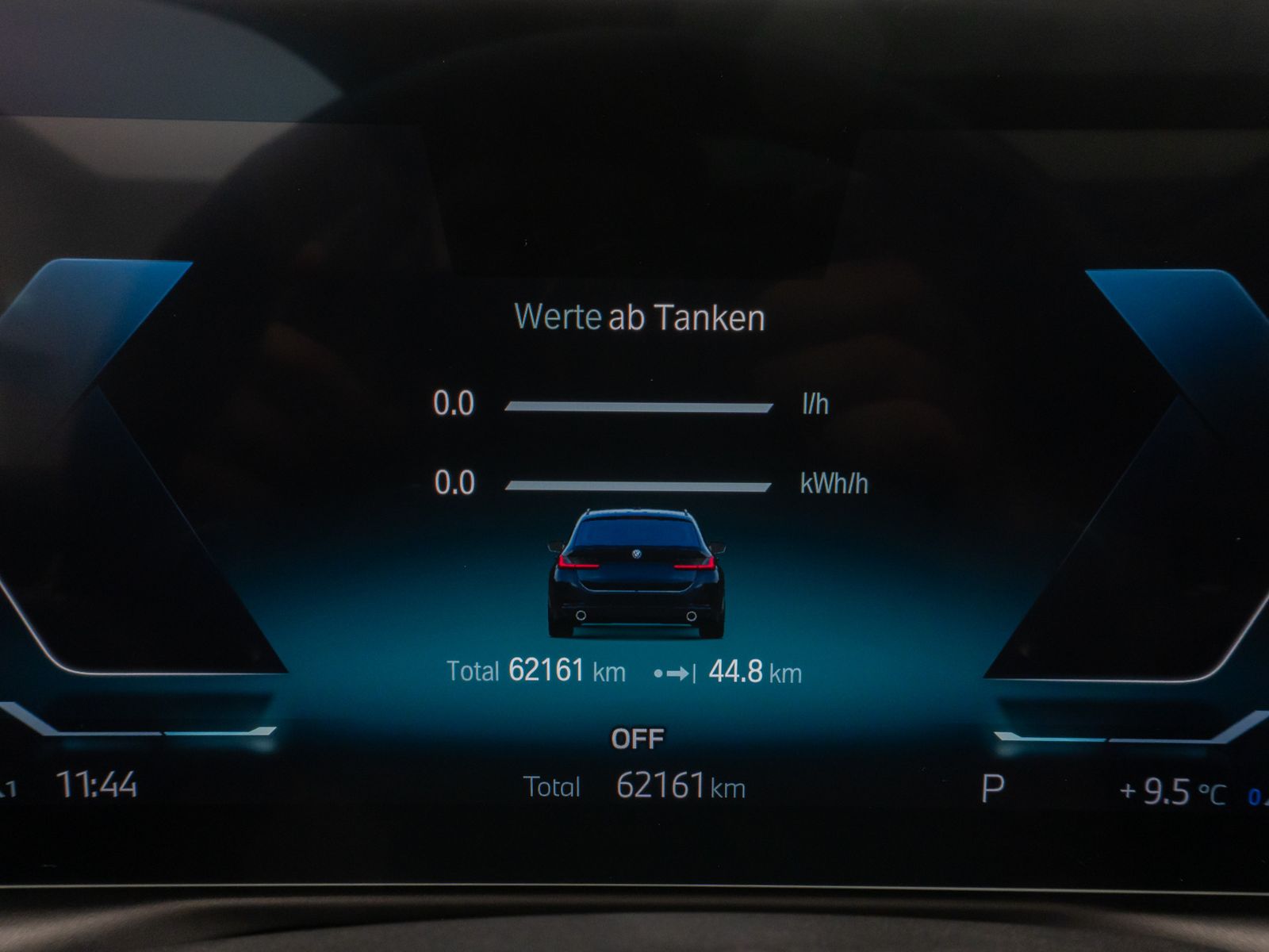 Fahrzeugabbildung BMW 330e xD Panoram Kamera HUD DAB H/K Stop&Go Sport