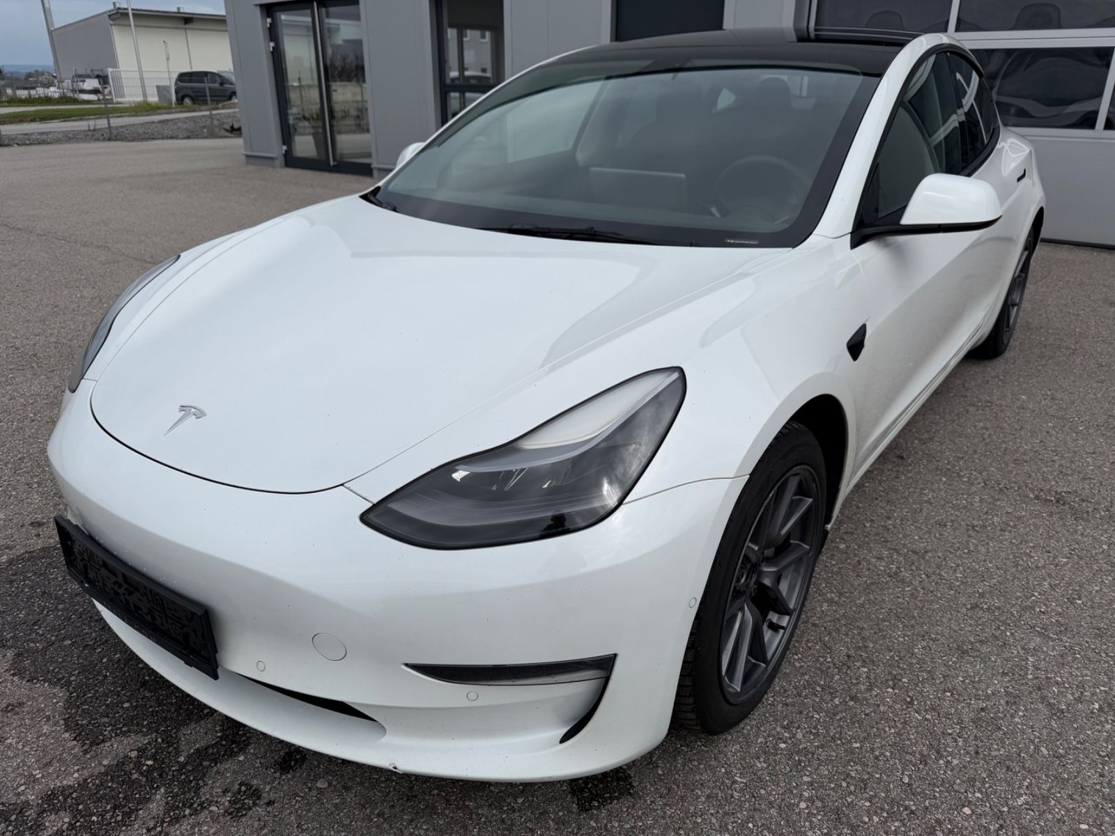 Tesla Model 3 Long Range Dual AWD