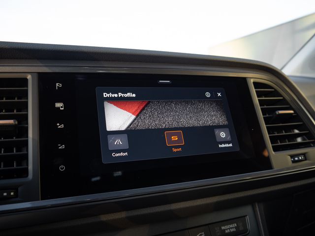 Ateca 1.5 TSI KLIMA SITZHEIZUNG NAVI AHK ACC LED