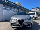 Alfa Romeo Stelvio 2.9 V6 Bi.T Q.foglio Q4 OPF (EU 6d-T) - Alfa Romeo: Schwarz